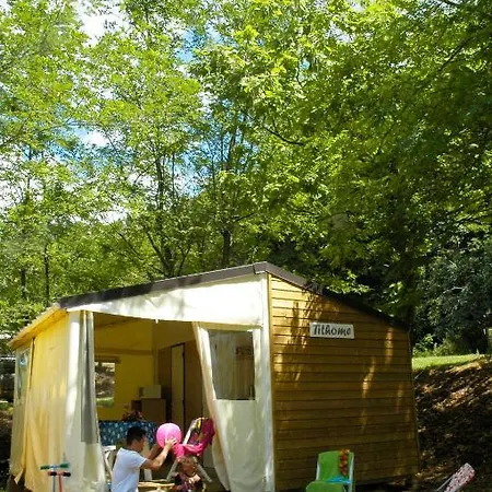 Vivacamp Le Mas De Champel 4* Les Ollieres-sur-Eyrieux