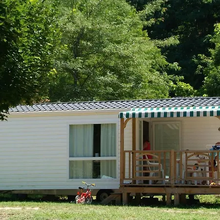 Campsite Vivacamp Le Mas De Champel 4*