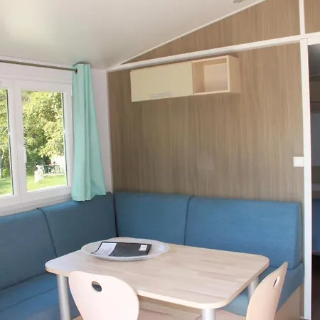 Vivacamp Le Mas De Champel Campsite