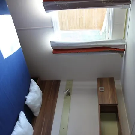Campsite Vivacamp Le Mas De Champel 4*