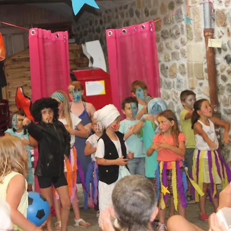 Vivacamp Le Mas De Champel Campsite
