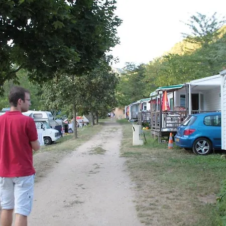 Vivacamp Le Mas De Champel 4* Les Ollieres-sur-Eyrieux
