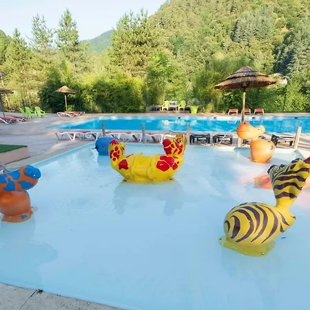Campsite Vivacamp Le Mas De Champel 4*